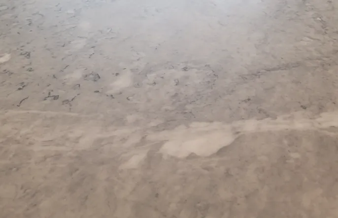 Cloudy or blotchy look